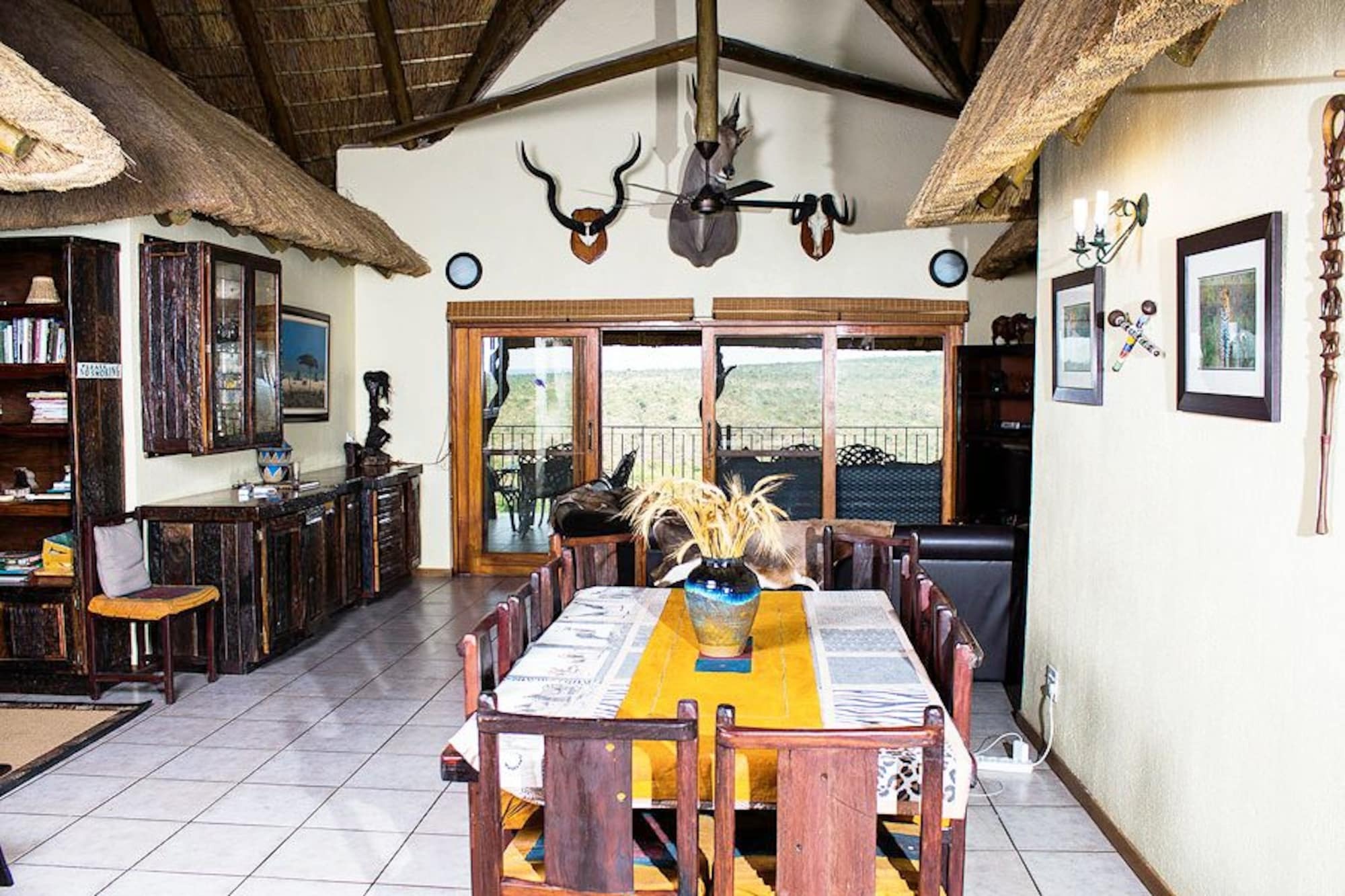 Mabalingwe Uzuri Lodge Бела Бела Екстериор снимка